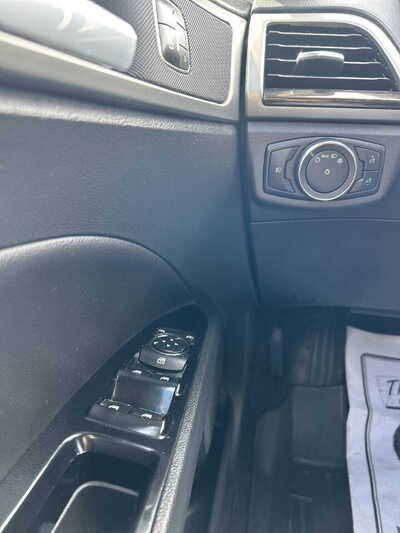 2013 Ford Fusion, $8995. Photo 9