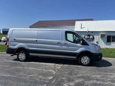 2021 Ford Transit, $1. Photo 1