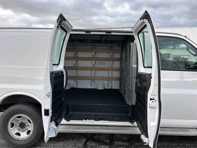 2016 GMC Van,Cargo, $1. Photo 7