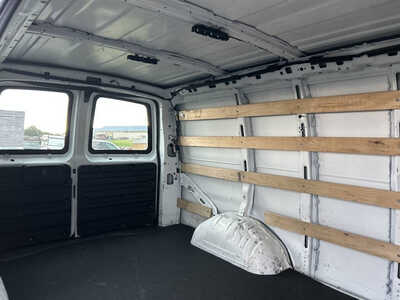 2016 GMC Van,Cargo, $1. Photo 8
