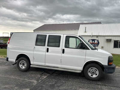 2016 GMC Van,Cargo, $1. Photo 1