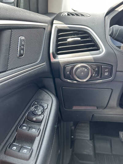 2024 Ford Edge, $1. Photo 11