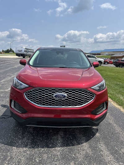 2024 Ford Edge, $1. Photo 2