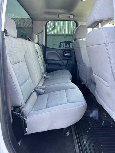 2015 Chevrolet 2500 Ext Cab, $1. Photo 6