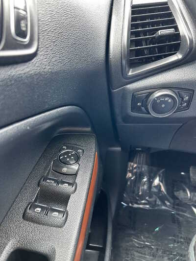 2018 Ford EcoSport, $1. Photo 11