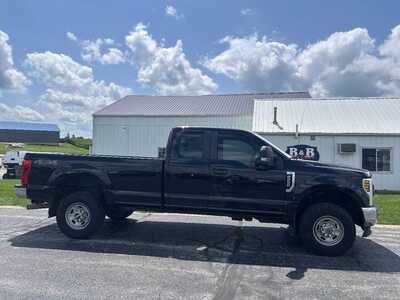 2019 Ford F250 Ext Cab, $20995. Photo 1