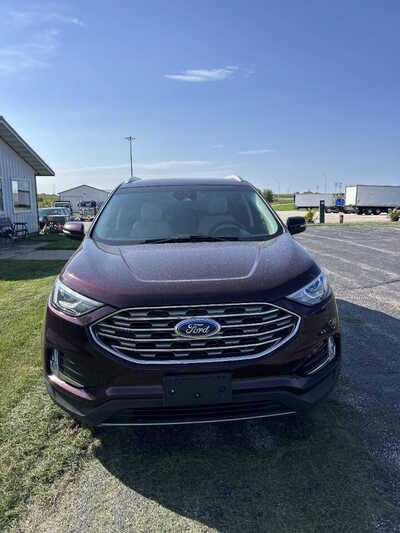 2019 Ford Edge, $1. Photo 2
