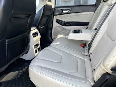 2019 Ford Edge, $1. Photo 7