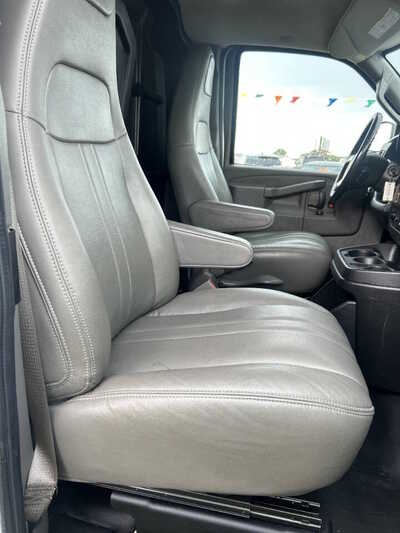 2019 Chevrolet Van,Cargo, $1. Photo 9