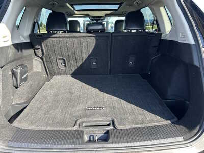 2023 Nissan Rogue, $1. Photo 5