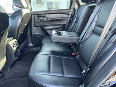 2023 Nissan Rogue, $1. Photo 8