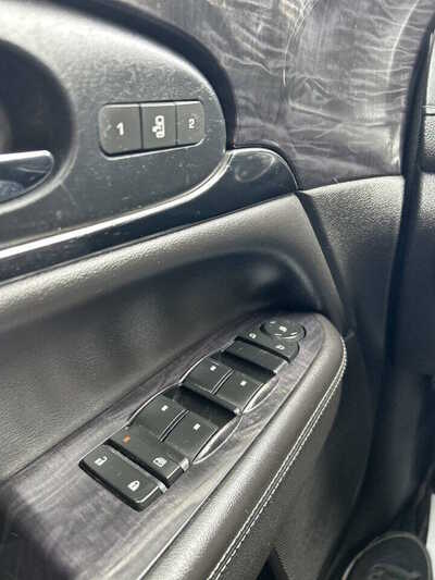 2017 Buick Enclave, $1. Photo 12