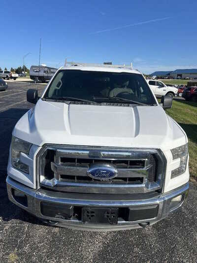 2015 Ford F150 Ext Cab, $1. Photo 2