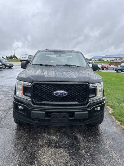 2019 Ford F150 Crew Cab, $1. Photo 2