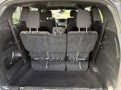 2022 Chrysler Pacifica, $1. Photo 5