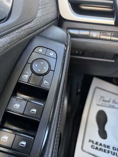 2023 Nissan Rogue, $1. Photo 11