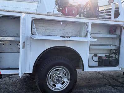 2017 Ford F350 Ext Cab, $1. Photo 10