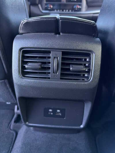 2023 Nissan Rogue, $1. Photo 11