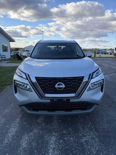 2023 Nissan Rogue, $1. Photo 2