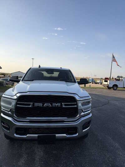 2019 RAM 2500, $1. Photo 2