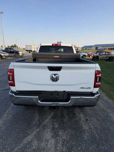 2019 RAM 2500, $1. Photo 4