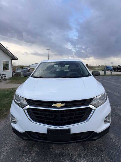 2019 Chevrolet Equinox, $12995. Photo 2