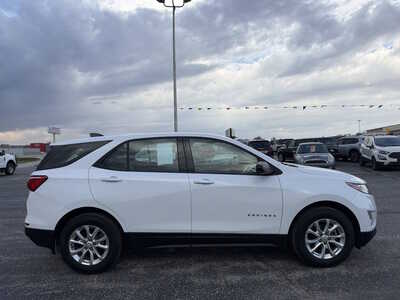 2019 Chevrolet Equinox, $12995. Photo 3