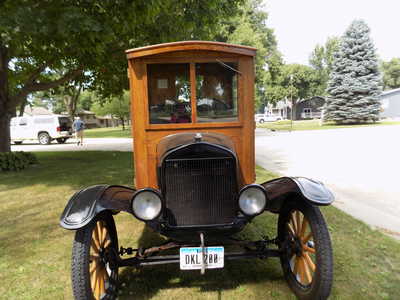 1925 Ford F350 Reg Cab, $13995. Photo 1