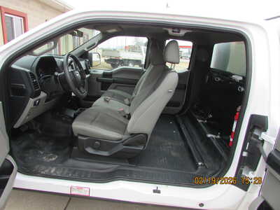 2018 Ford F150 Ext Cab, $11900. Photo 6