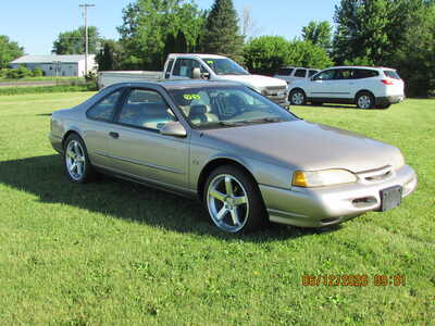 1995 Ford Thunderbird, $6995. Photo 1