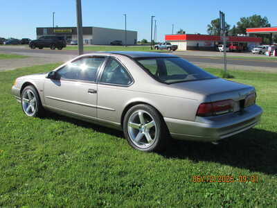 1995 Ford Thunderbird, $6995. Photo 3