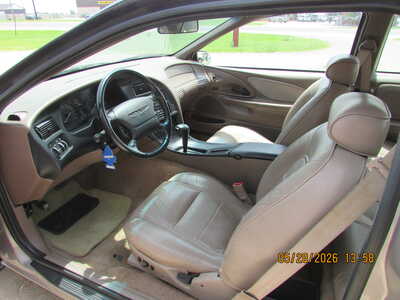 1995 Ford Thunderbird, $6995. Photo 7