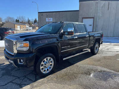 2016 GMC 2500 Crew Cab, $25995. Photo 4
