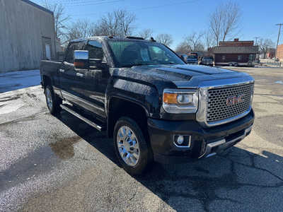 2016 GMC 2500 Crew Cab, $25995. Photo 1
