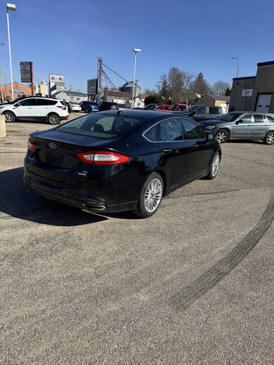 2016 Ford Fusion, $5995. Photo 4
