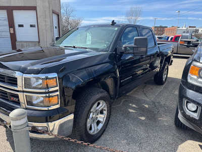 2015 Chevrolet 1500 Crew Cab, $11995. Photo 3