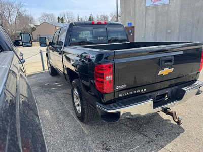 2015 Chevrolet 1500 Crew Cab, $11995. Photo 5