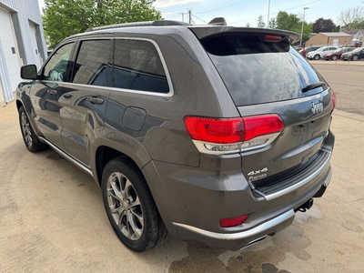 2020 Jeep Grand Cherokee, $25995. Photo 3