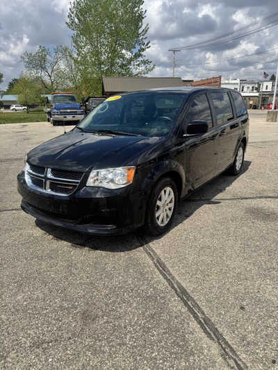 2018 Dodge Caravan, Grand, $7995. Photo 2