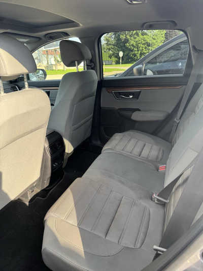 2018 Honda CR-V, $13995. Photo 10