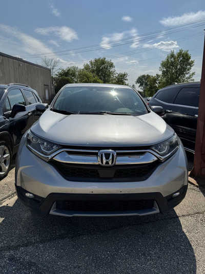 2018 Honda CR-V, $13995. Photo 1