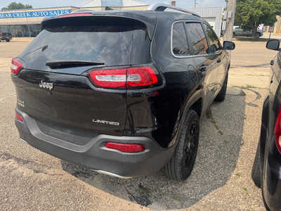 2017 Jeep Cherokee, $6995. Photo 5