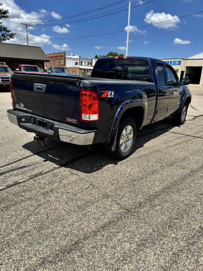 2012 GMC 1500 Ext Cab, $8995. Photo 4