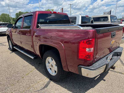 2013 Chevrolet 1500 Crew Cab, $8995. Photo 3