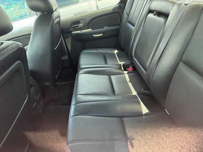 2013 Chevrolet 1500 Crew Cab, $8995. Photo 6