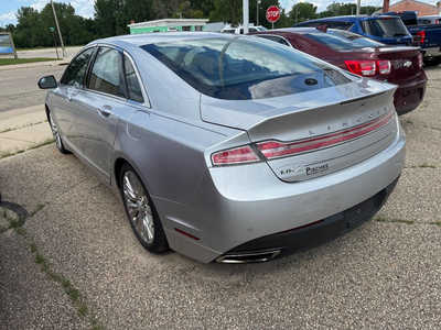 2013 Lincoln MKZ, $4995. Photo 3