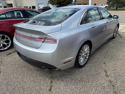 2013 Lincoln MKZ, $4995. Photo 4