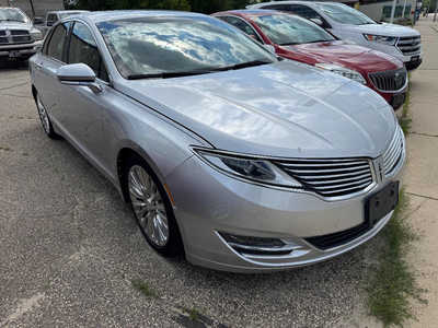 2013 Lincoln MKZ, $4995. Photo 1