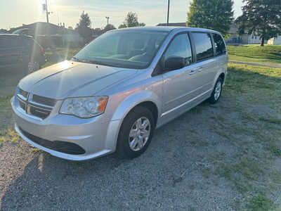 2012 Dodge Caravan, Grand, $4995. Photo 1