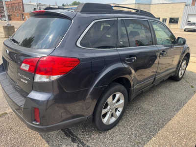 2013 Subaru Outback, $5995. Photo 5